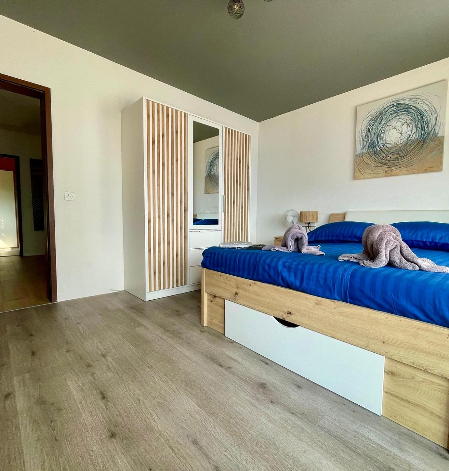 Casa Belvedere 罗维尔 外观 照片